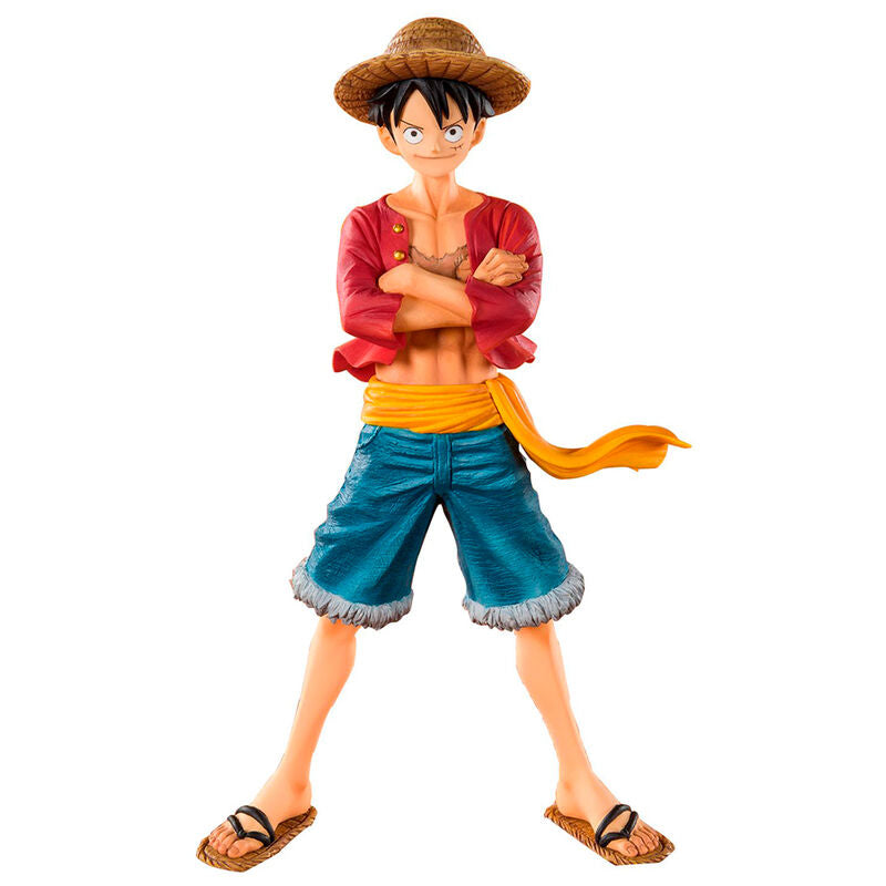 Figurine of a character with a straw hat and colorful outfit on a white background