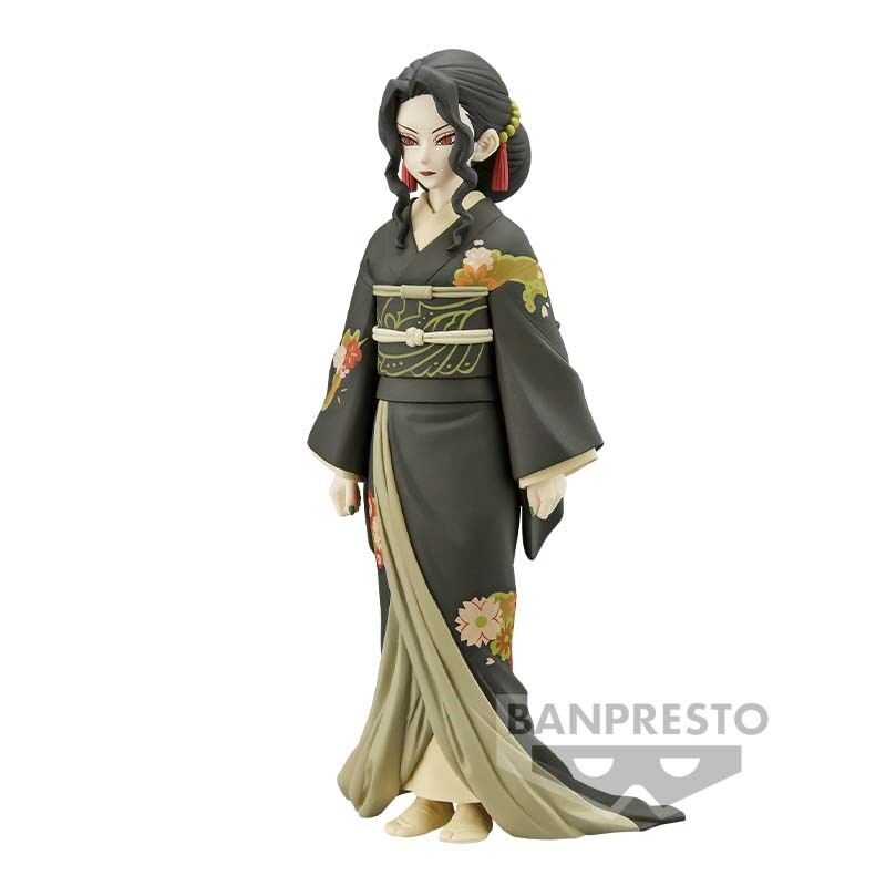 Figure of a character in traditional attire with floral patterns, standing on a white background. Brand 'Banpresto' visible.